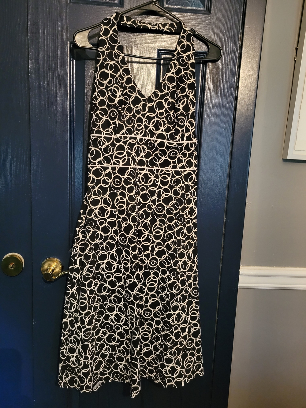 Black and White Halter Circle-Print Dress Size 10